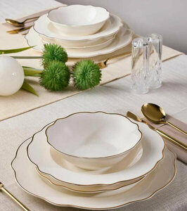 PEROTTİ BONE PORSELEN 24 PARÇA YEMEK TAKIMI